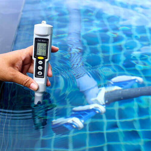 Routine Pool Cleaning & Water Balancing